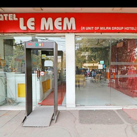 Hotel Le Mem Делхи Екстериор снимка