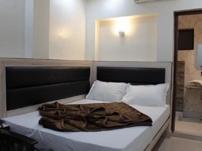 Hotel Le Mem Делхи Екстериор снимка